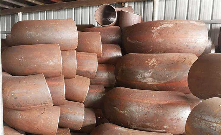 埋地螺旋焊管廠家，角鋼批發(fā)，1200鋼立柱，1920-12mm螺旋鋼管