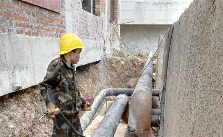 1836螺旋管廠家,鋼材場幕墻鍍鋅方管,529-530mm螺旋管,2000螺旋鋼管