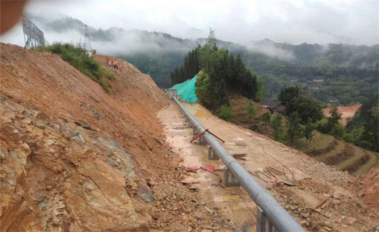 711mm螺旋鋼管，南寧自來水供水鋼管，DN200螺旋管，濾水鋼管廠家