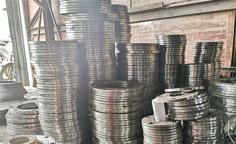 529-6螺旋鋼管,1524-12mm螺旋鋼管,鋼材場螺旋管生產廠家,鋼材場供水螺旋管