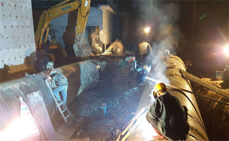 1000-10-12-14-16-18-20mm鋼立柱，2620mm鋼護筒，1920-10-12-14-16mm螺旋鋼管，1000螺旋鋼管