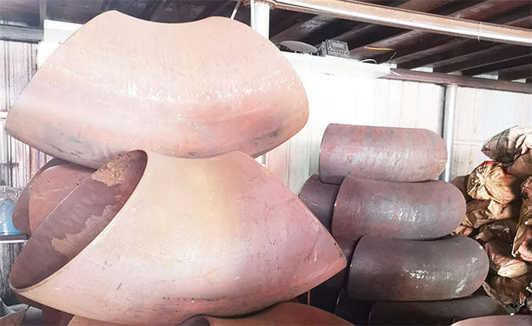 1200鋼立柱,深圳打樁螺旋管,325mm螺旋管,鋼材場(chǎng)打樁螺旋鋼管